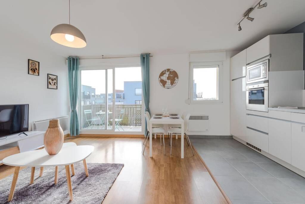 Crystal Apartment Disneyland Bmyguest Монтеврен Екстер'єр фото