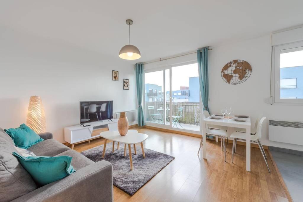 Crystal Apartment Disneyland Bmyguest Монтеврен Екстер'єр фото